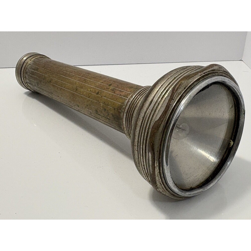 Vintage Eveready Flashlight W/ Patina Flat Glass Lens OG Antique